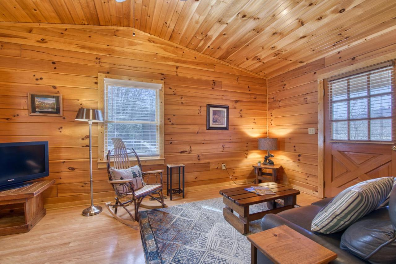 Campground Cabin Lake Junaluska Esterno foto
