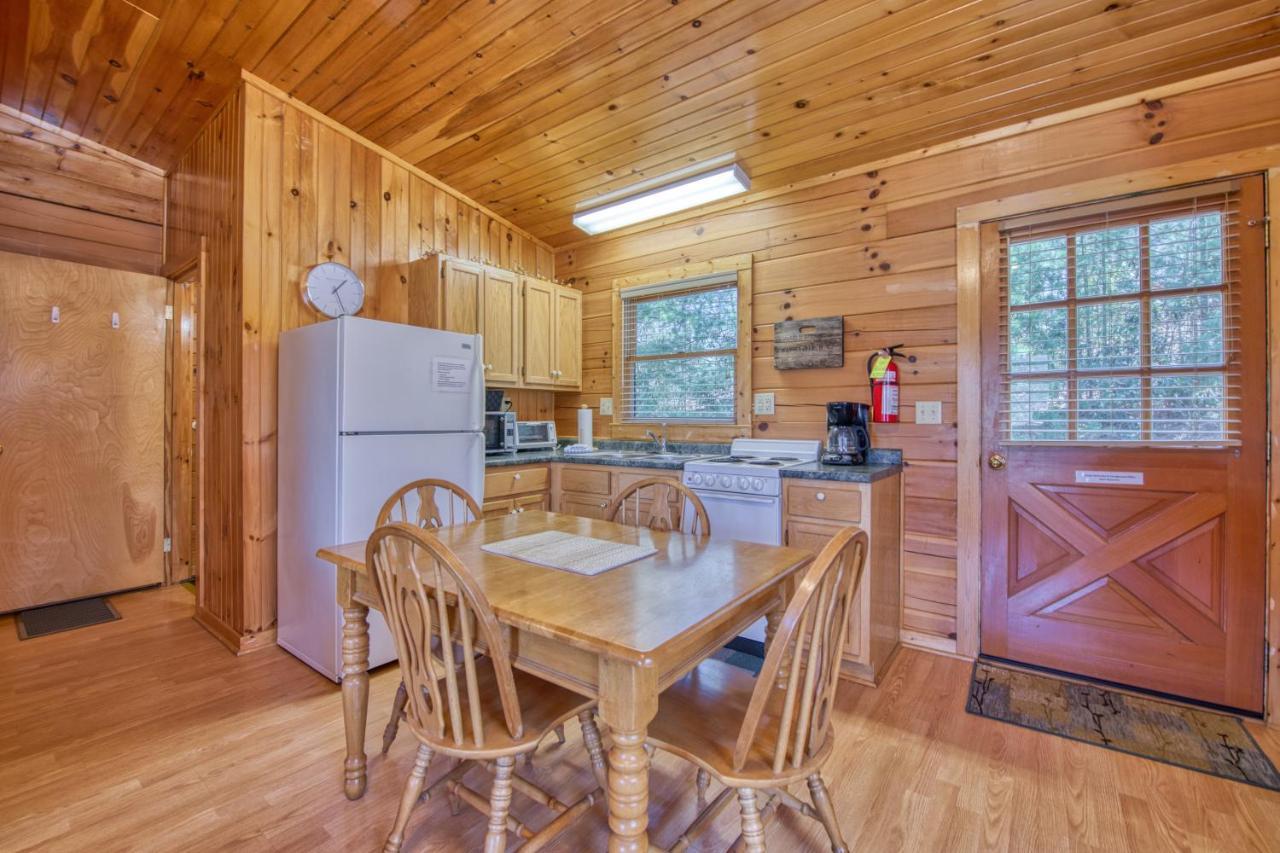 Campground Cabin Lake Junaluska Esterno foto
