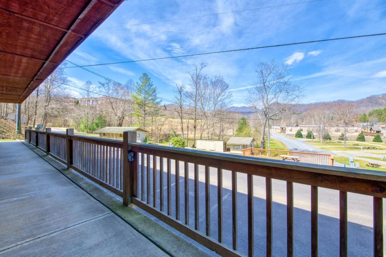 Campground Cabin Lake Junaluska Esterno foto